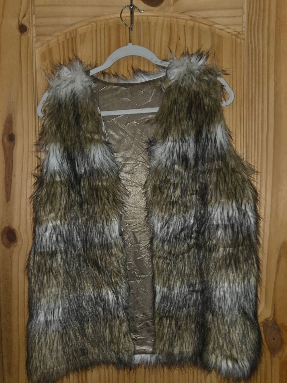 Women's Faux Fur Vest Brown White Black Size Medium Cozy Boho Winter Layering
